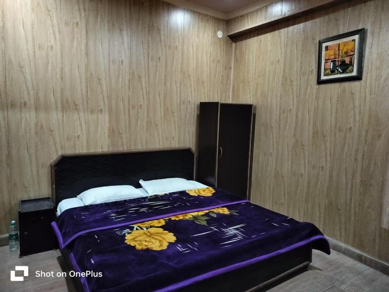 Silver Dew Resorts And Restaurant Dhanaulti Exterior foto