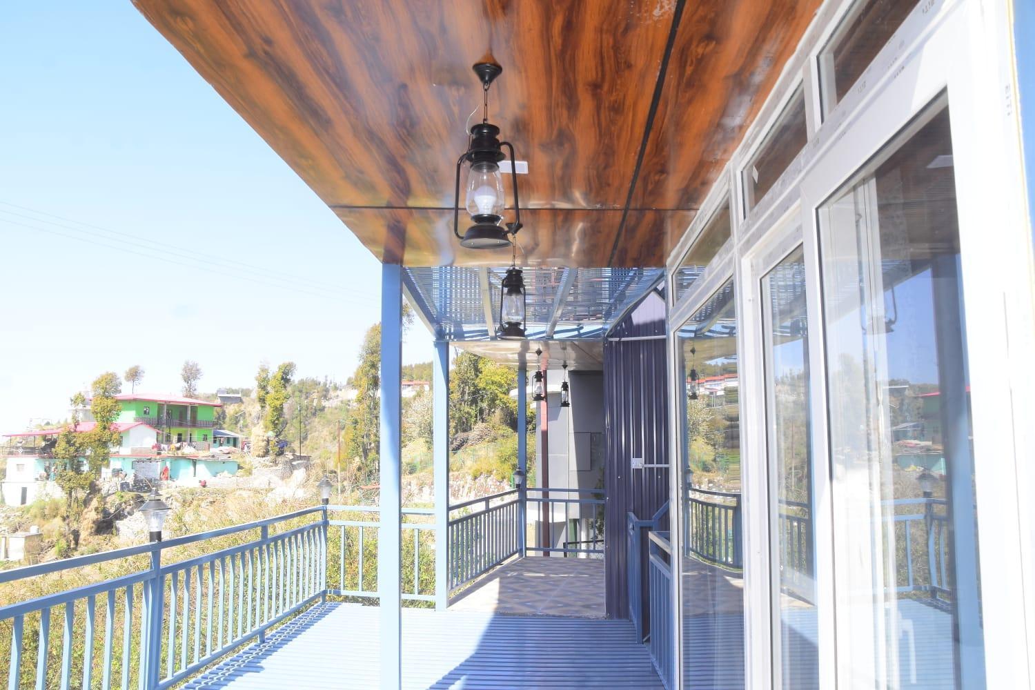 Silver Dew Resorts And Restaurant Dhanaulti Exterior foto